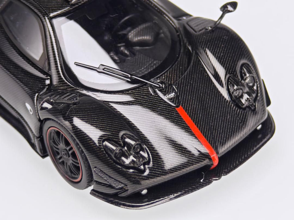 Pagani Zonda Cinque - Full Carbon