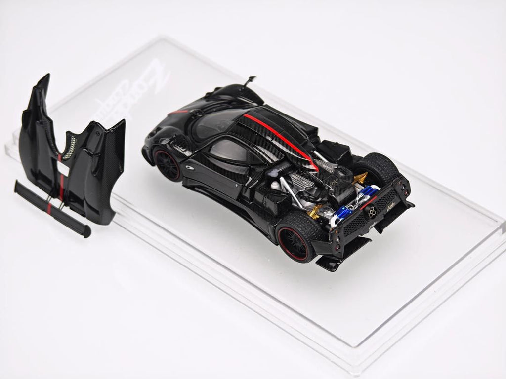 Pagani Zonda Cinque - Full Carbon